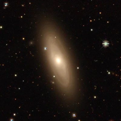 NGC 2811